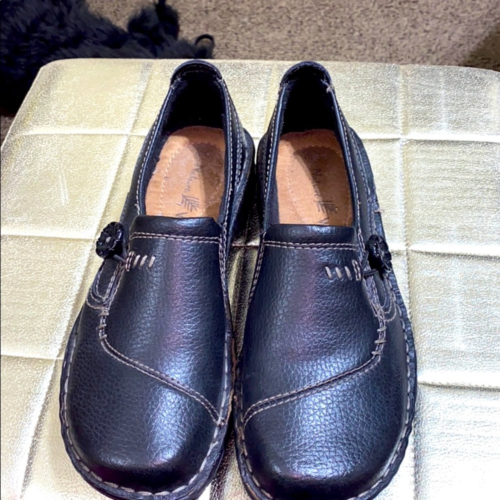 Nature walk leather black shoes